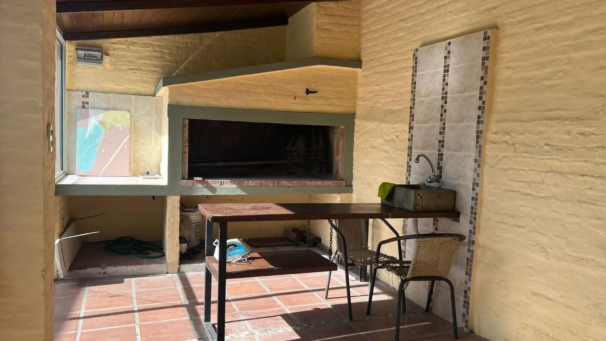 Casa *